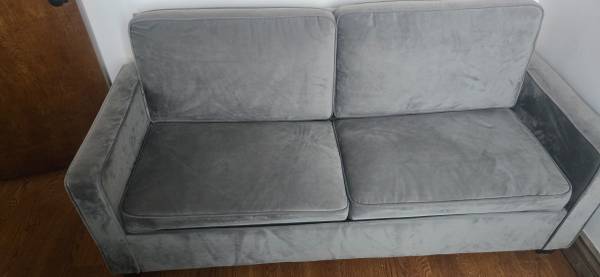 Large Comfortable Sofa/Couch Bed 1