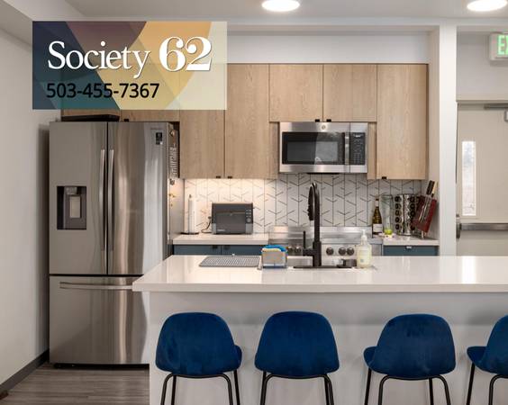 $700 / 1br - CALL for 2 FREE MTH - Furnished Patios w Lantern & Loft Layout Avail! (Rose City Park Neighborhood)63999314891778120