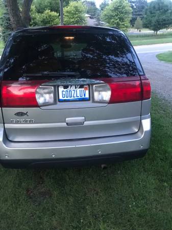 2007 buick rendevous - $2,400 (Oakland county)63622114763777122