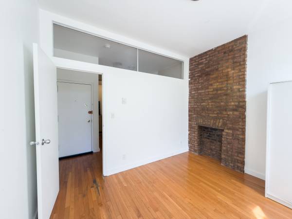 $3,399 / 2br - NO FEE /  Bushwick 2-Bed 1-Bath (Bushwick)63930271786114121