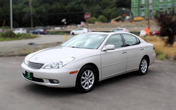 2002 Lexus ES 300 Base 4 puertas Sedán - $7,999 (+ GQ Motorsports)63470588378625122