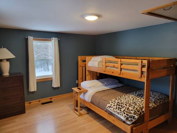 $1 / 3br - direct trail access for snowmobile and atv (pittsburg nh)63931657577731123
