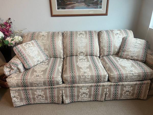 3 seater couch 1