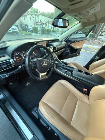 2015 Lexus Is250 - $8,000 (Fort Lauderdale)63479613279233124