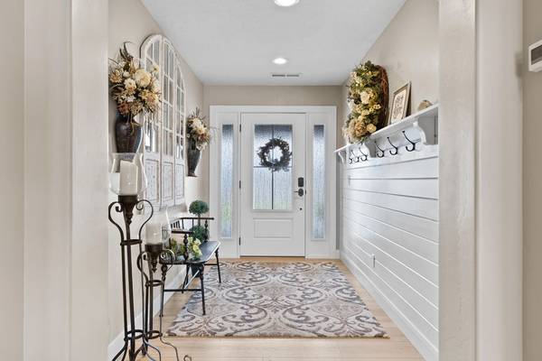 $1,250,000 / 4br - 3311ft2 - 328 W 475 N for sale NO HOA (Enterprise)63932586298499121