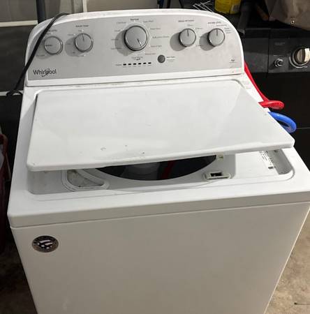 Whirlpool Washer/Dryer 1