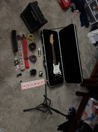 Squier mini 1