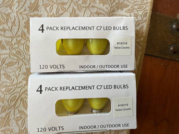 LED Light Bulbs - 7 Watt Equivalent C7 - (8 bulbs) 1