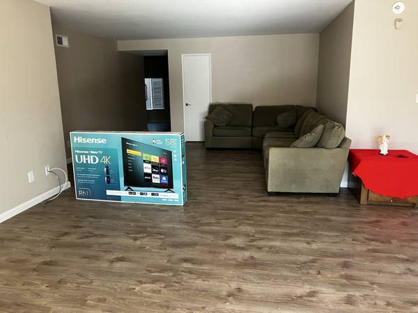 $1,200 / 4br - 2131ft2 - Disfrutarás alquilando una habitación limpia en un hogar tranquilo y pacífico por una gre (Chula Vista)63657108216835124