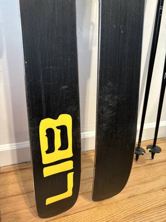 Libtech UFO 105-171 Skis w/Poles & Boots - sporting goods - by