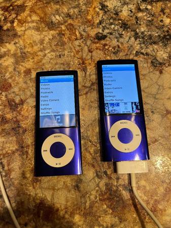 2 ipod Nano's 5th Generation 1