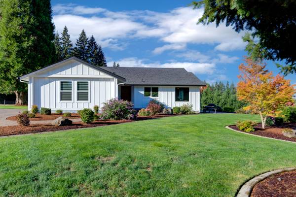 $1,150,000 / 3br - 2020ft2 - 2020 Sq Ft Updated 3 Bed 3 Bath Home on 3 Private Equestrian Acres (Battle Ground)63831683584385121