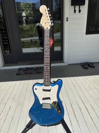 Squier Super-Sonic, mint condition 1
