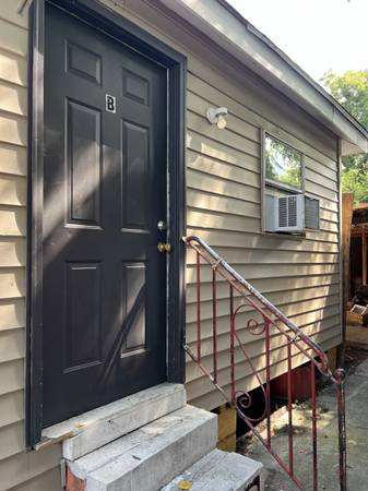 $750 / 1br - 1511 B Franklin Avenue (New Orleans)63903770878851121