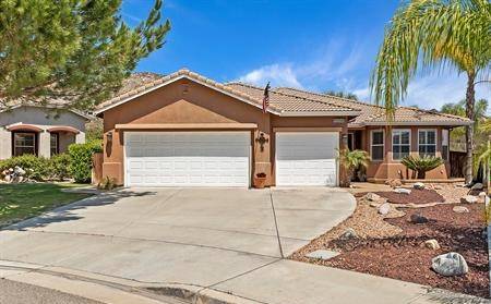 ****++ PRIVATE ROOM AND BATH for rent Wildomar Pool home....****+---__ 1