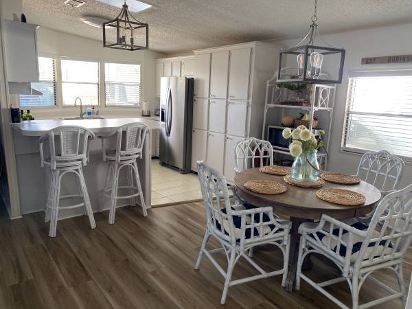 $96,000 / 2br - 1344ft2 - Price Reduced-Come See This Beautifully Maintained 2B/2B Home! #049 (Edgewater)63791498137729121