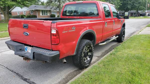 2008 F250 Superduty 5.4L Quad Cab 4x4 198k - $7,950 (Indianapolis)63621973513731124