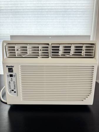 Danby Window Air Conditioner 1