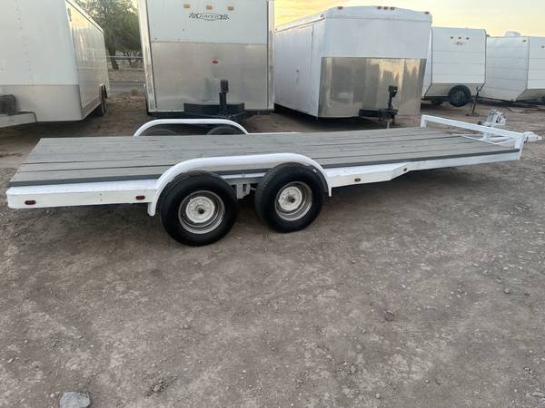 Flat bed trailer 1