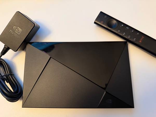 NVIDIA Shield TV - 4K HDR Streaming & Gaming Console 1