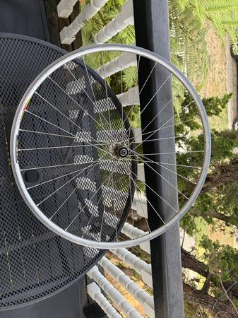 700c Wheelset: Mavic Open Pro/Shimano Dura Ace 1