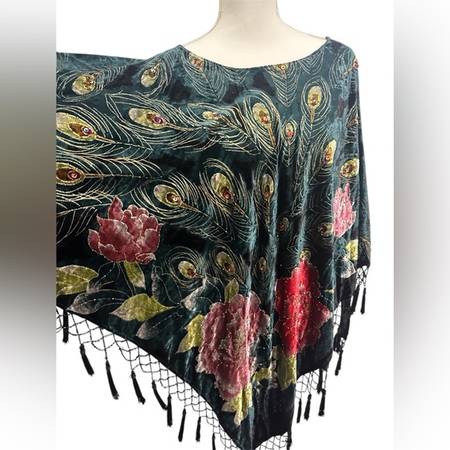 Coldwater Creek Velvet Green & Black Peacock, Roses Poncho 1