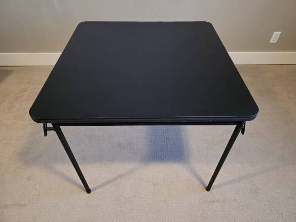 Foldable Tables 1