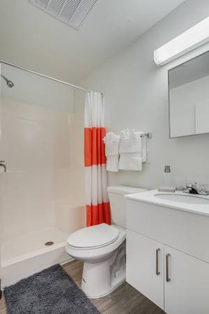Elevator Access, No Long-Term Lease Required, Onsite Laundry 1