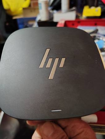 HP HSN-IX01 micro dock 1
