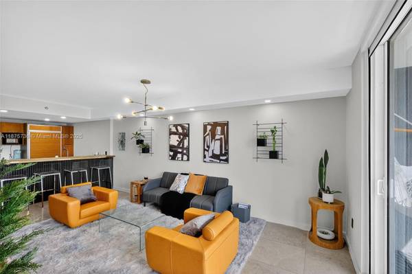 $3,350 / 1br - 873ft2 - Luxurious 1BR + Den Condo with Bay Views at 50 Biscayne, Miami (Downtown Miami)64049275996161124