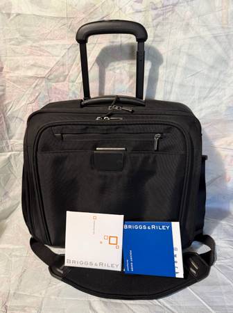 Briggs & Riley Executive Rolling Briefcase-Like New 1