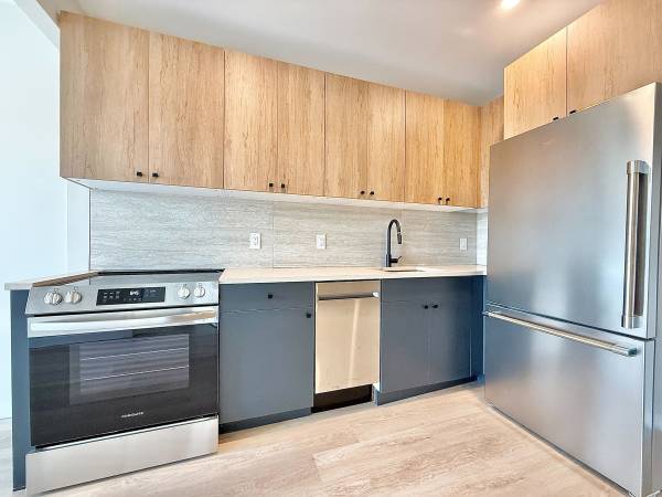 $3,199 / 1br - Gleaming new 1BR elev prime finishes 1block to AC line* (bedford stuyvesant)64033634800643121