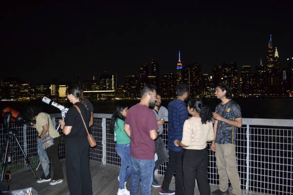 Oportunidad de voluntariado: Ayuda en sesiones públicas de astronomía (Upper East Side)