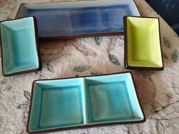 Sushi dishes 1