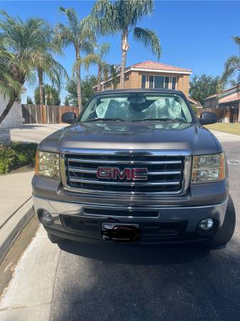 GMC Sierra 2013 - Clean Tittle - $16,000 (Bakersfield)63470220316033122