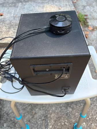3 Piece Subwoofer Speaker System 1