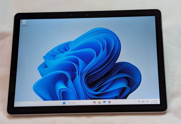 NICE MICROSOFT SURFACE GO 2 WINDOWS TABLET  10.5" Windows 11 1