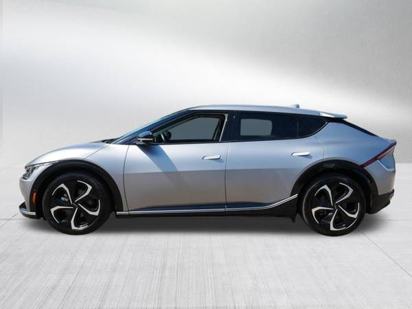2022 Kia EV6 GT-Line - $30,998 (Inver Grove Heights, MN)63481431350531123