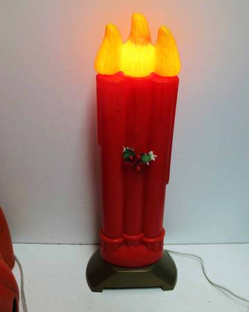 16" Molde de Soplado Triple Vela con Luz Roja y Acebo VTG - $35 (SE Salem)63435592328195122