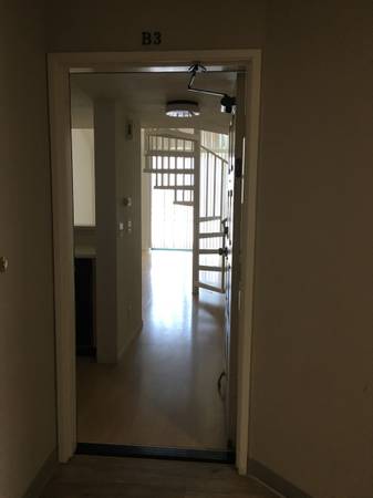 $2,300 / 1br - 838ft2 - $2,300 Condominium for rent! 1 bedroom, 1 bathroom, 1 loft  838ft2 (Oxnard, California)63800280108291124
