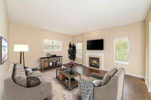 $2,175 / 1br - 1225ft2 - +DEN! Extraordinary Townhome, Corner Unit, Wooded Views, Fireplace! (Chaska, MN)63868815298947123