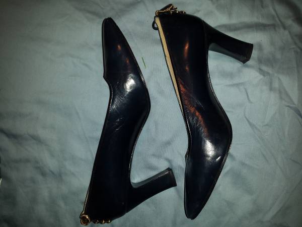 STUART WEITZMAN PUMPS SIZE 7 LIKE NEW- 6 PAIRS 1