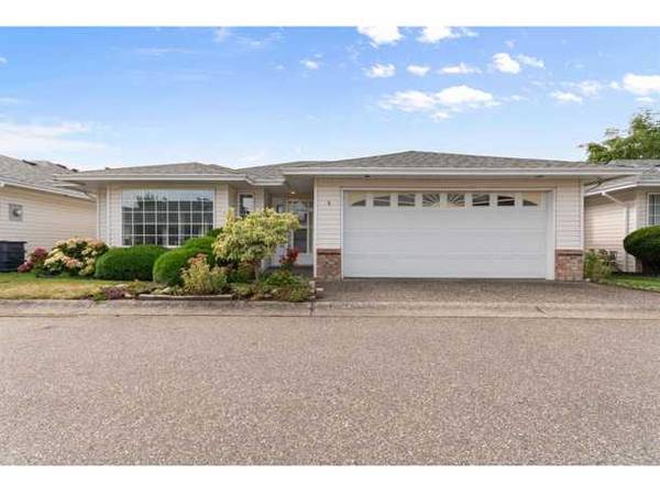 Updated rancher in a secure 55+ gated community 1