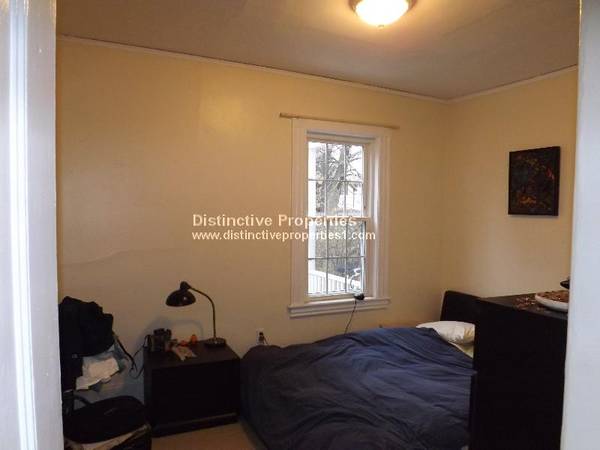 $1,975 / 1br - Sunny well-maintained 4 rm 1br 1ba 1st fl unit TOP LOCATION!!  10/1 (Arlington - Minutes from Alewife)63828339274755123