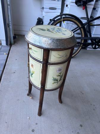 Designer Custom table 1