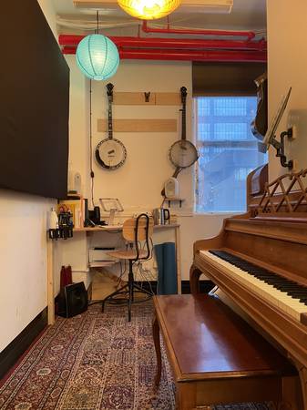 $145 Practice Room/Teaching Studio share available with piano (Bedstuy Bushwick)63874741247363120