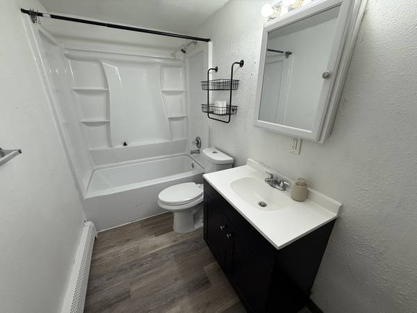 $1850.00 / 3br - 1000ft2 - Unit 464014001353219123