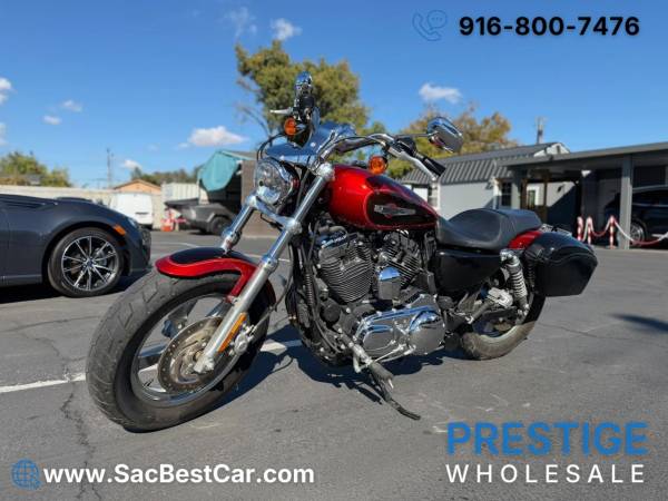 2013 Harley Davidson Sportster 1200 Custom  1200 Custom 1