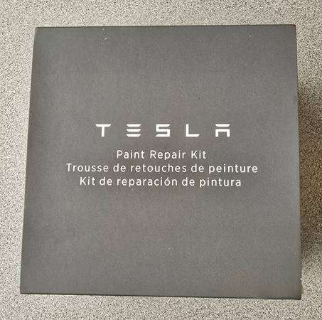 Tesla Paint Repair Kit 1