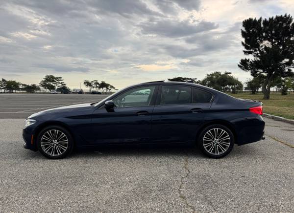 2017 BMW 530xi AWD SPORT LINE - $12,000 (Staten island)63654720331139123